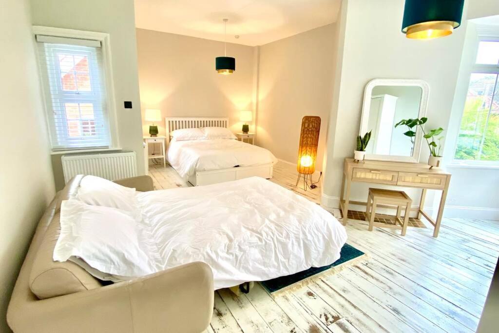 Cleveland House - Perfect For Beaches And Town. Борнмут Экстерьер фото