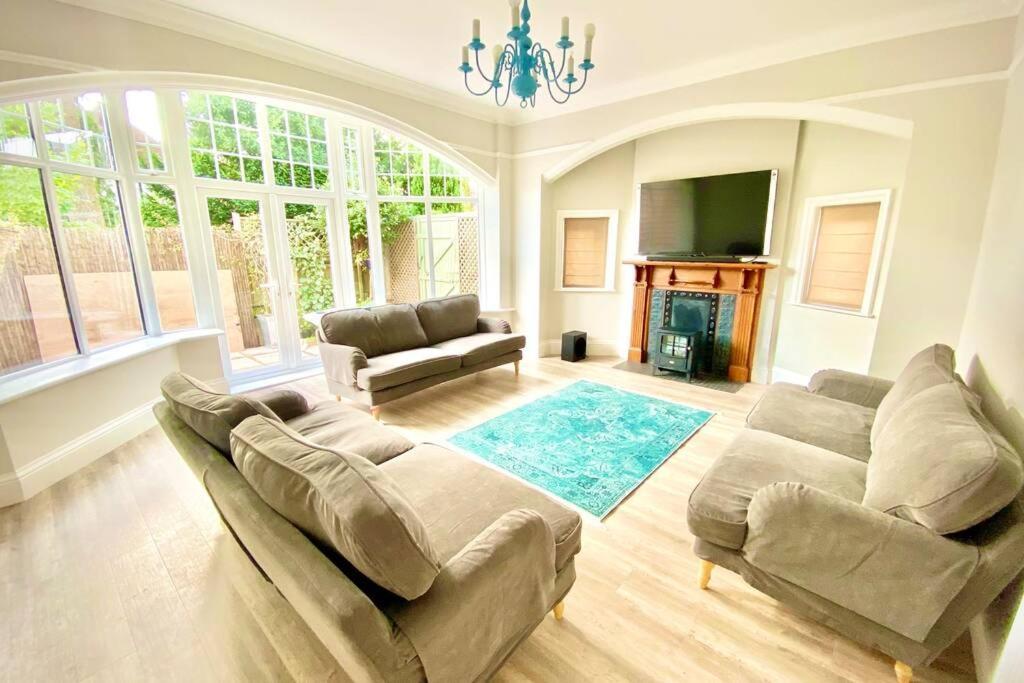 Cleveland House - Perfect For Beaches And Town. Борнмут Экстерьер фото